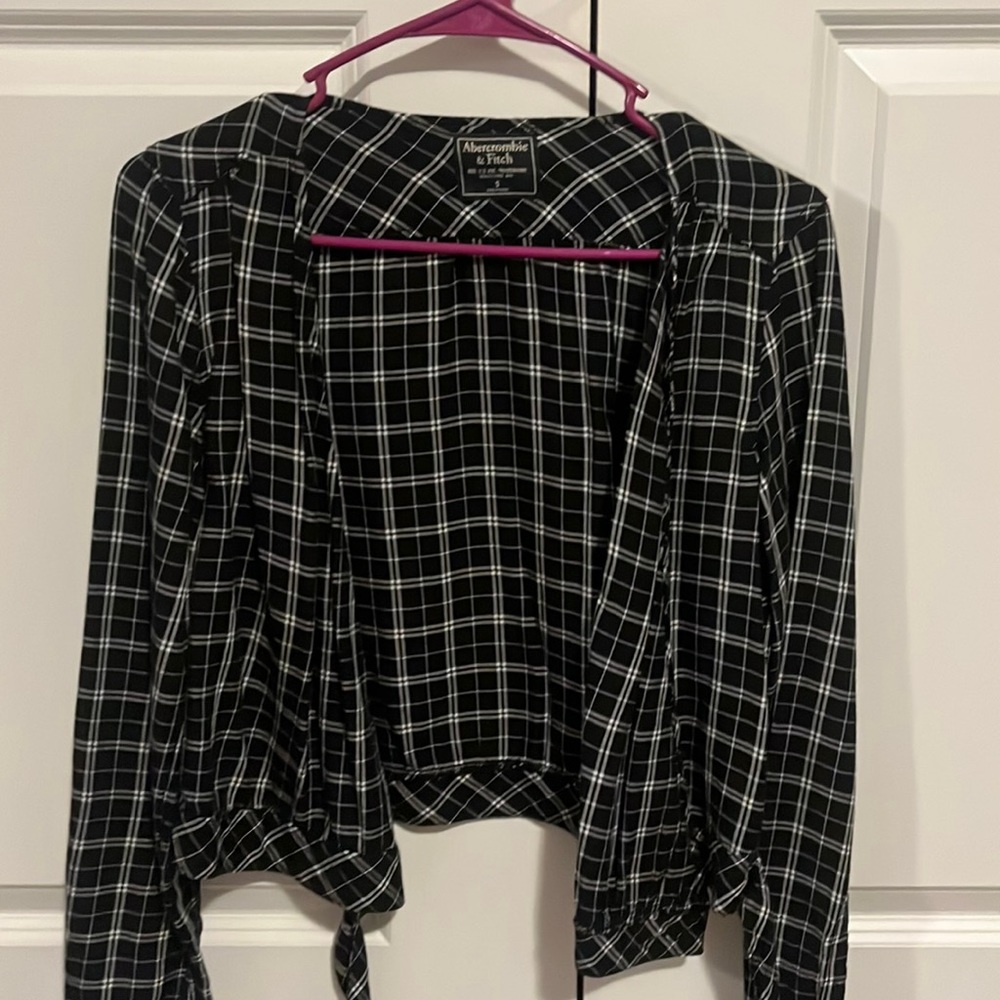 Abercrombie and fitch tie top